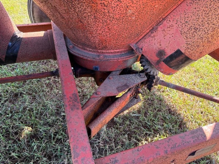 farmhand-feed-master-hammer-mill-image-14