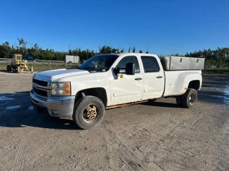 2008-chevrolet-silverado-3500hd-image-1