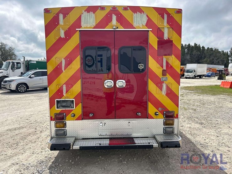 2015-international-durastar-4300-image-32