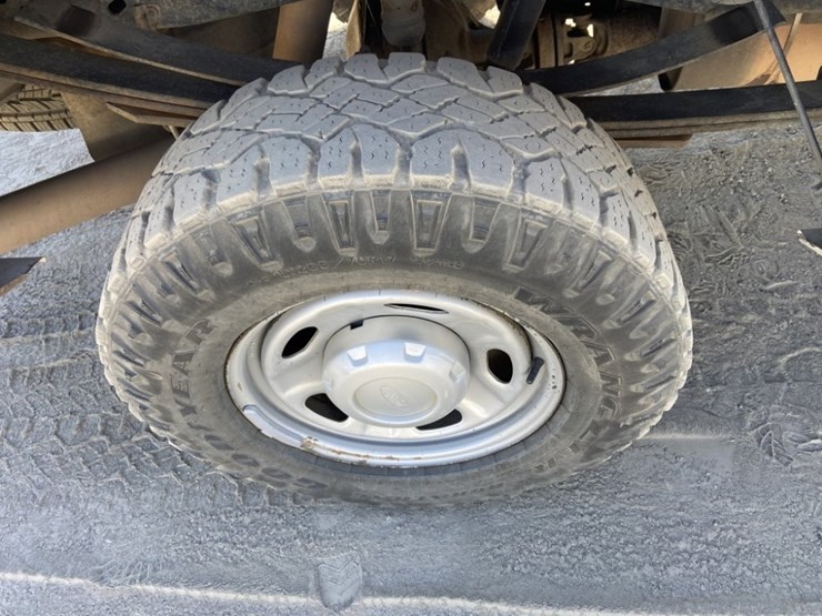2012-ford-f350-sd-image-37
