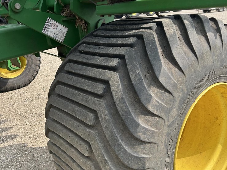 2019-john-deere-2680h-image-14