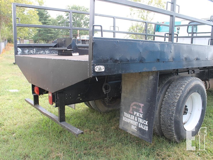 1993-international-flatbed-image-7