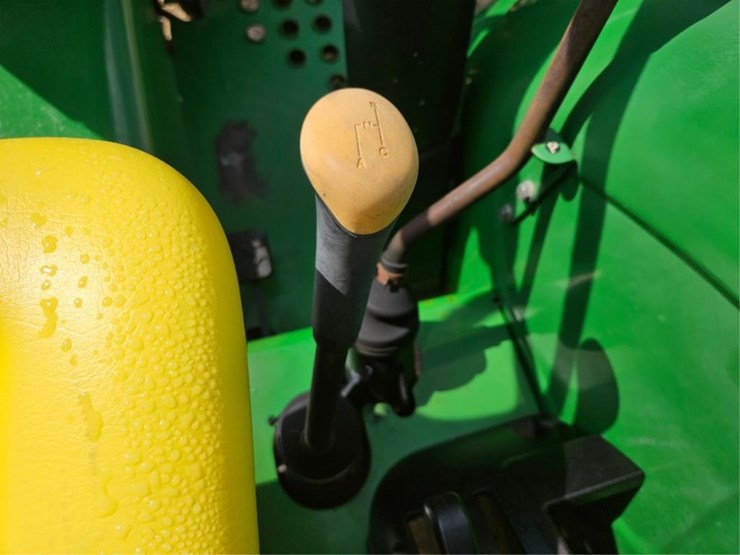 john-deere-5225-image-38