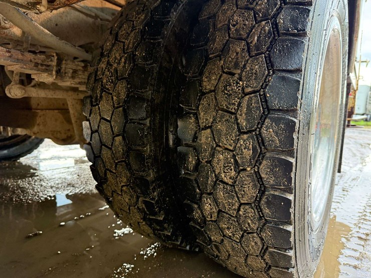 2000-ford-f450-image-14