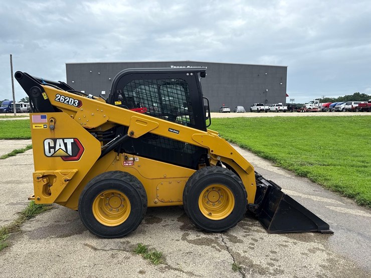 caterpillar-262d3-image-6