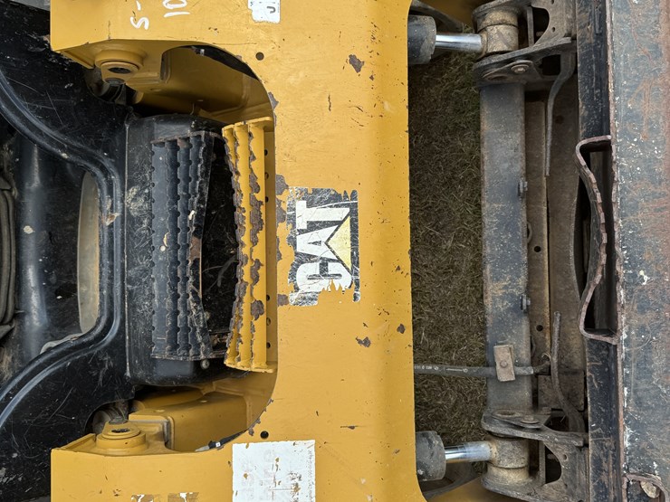 caterpillar-279d-image-11