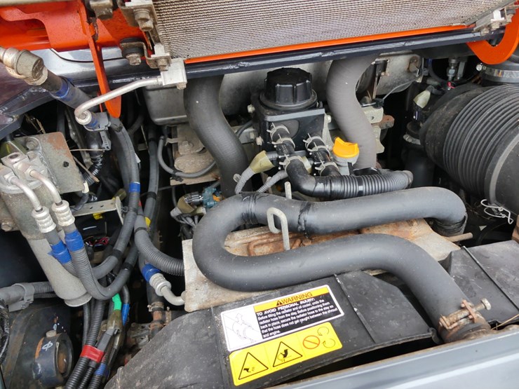 2021-kubota-svl97-2-image-9
