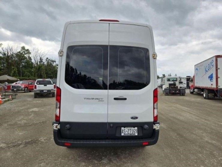 2016-ford-transit-image-6