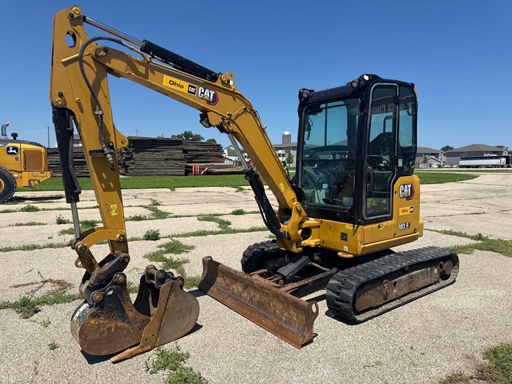 2022-caterpillar-303.5-image-2