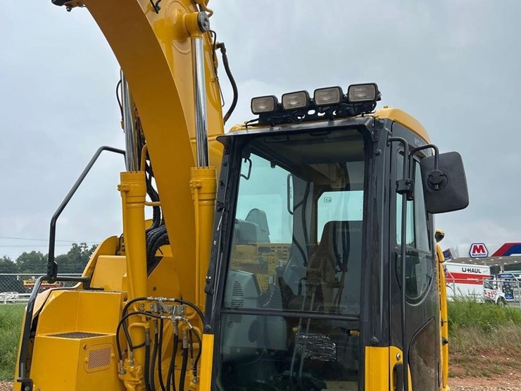 komatsu-pc138us-11-image-10