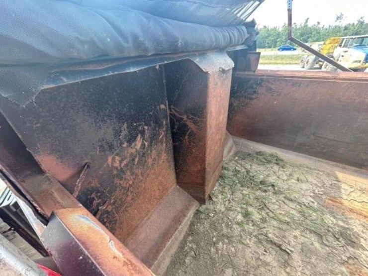 2005-volvo-wxll-tri/a-dump-truck-4v5k99gh55n391882-image-93