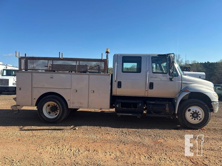 2008-international-durastar-4400-image-4
