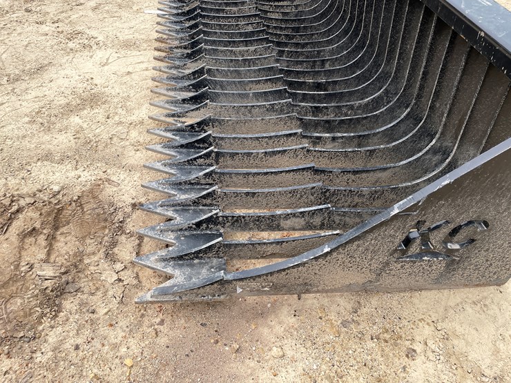 #2372-•-new-kc-72"-skeleton-skid-steer-bucket-image-8
