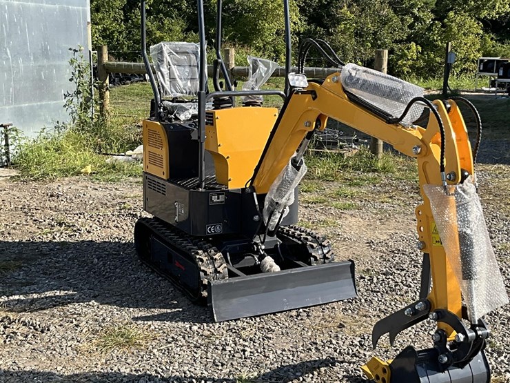 landhero-ldh-kn16-mini-excavator-9025-image-3