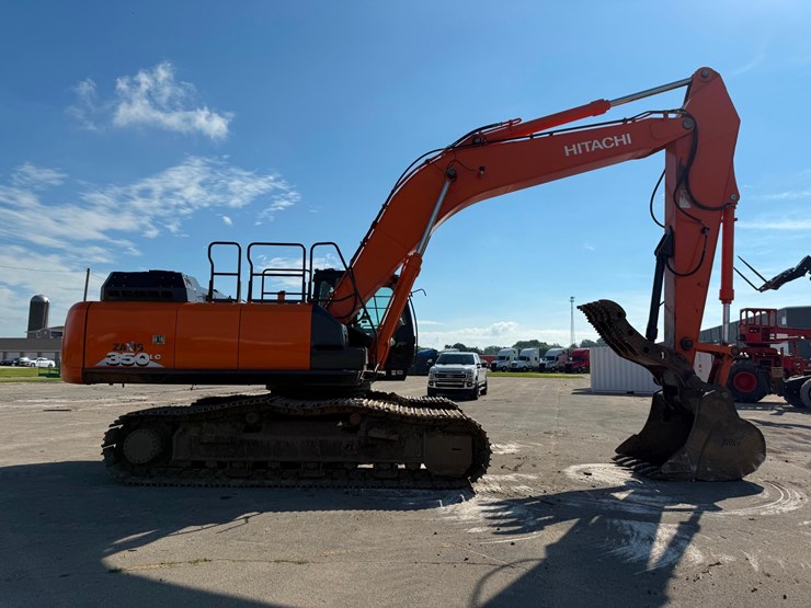 2019-hitachi-zx350lc-6n-image-6