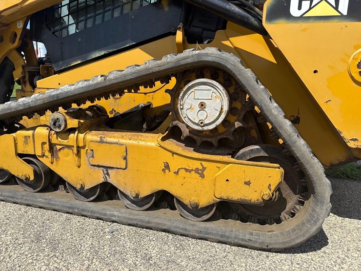 caterpillar-259d-image-13