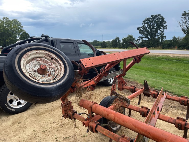 allis-chalmers-1200-image-10