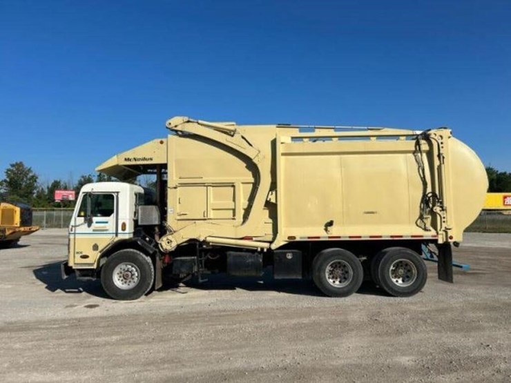 2009-peterbilt-pb320-coe-front-loading-t/a-garbage-image-9