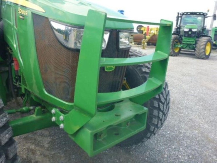 2019-john-deere-5090r-image-38