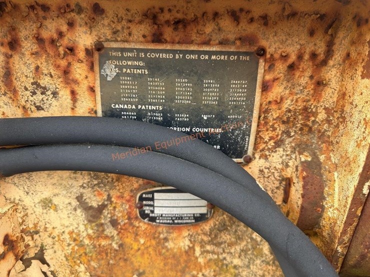 john-deere-350-image-16