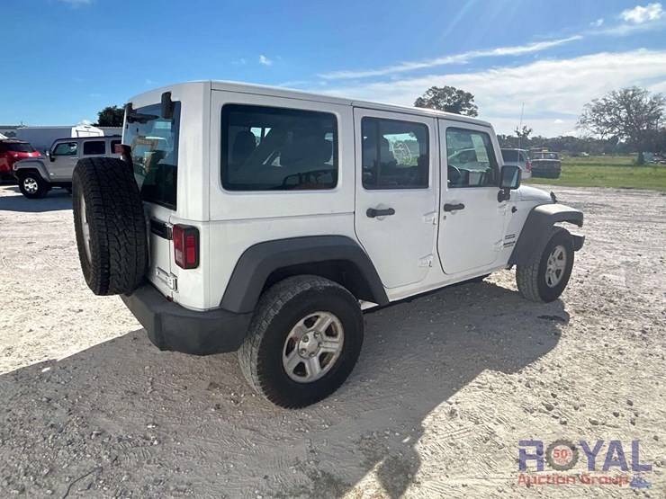 2011-jeep-wrangler-image-3