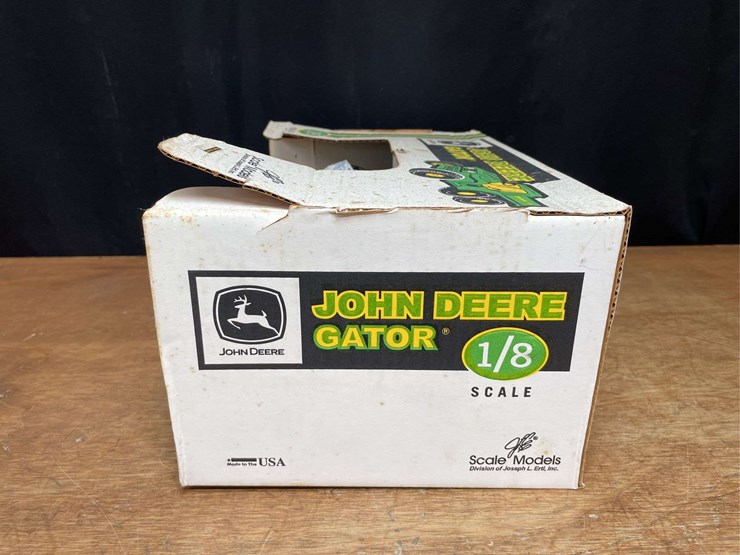 john-deere-trail-gator-image-4