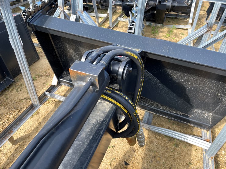 #2495-•-jct-heavy-duty-skid-steer-backhoe-arm-image-9