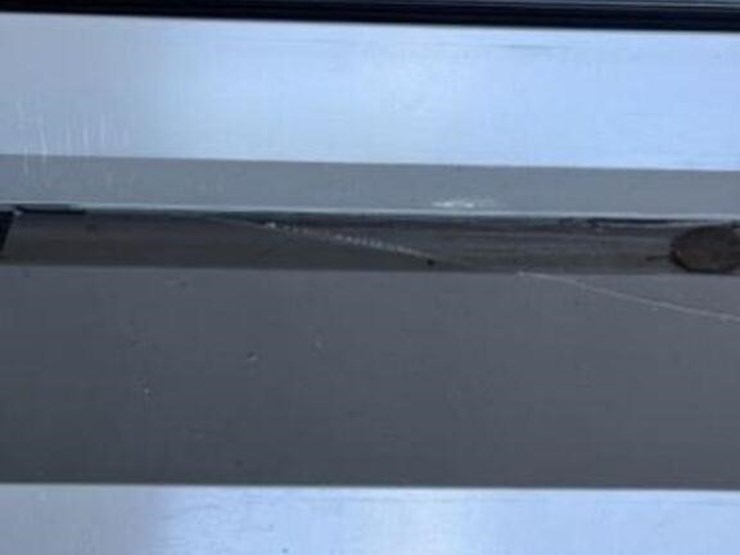 unused-corrugated-steel-panel-trim-&-screws-bundle-image-2
