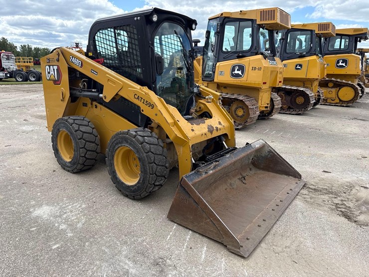 2020-caterpillar-246d3-image-7