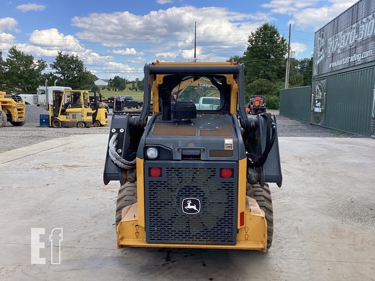2022-deere-320g-image-3