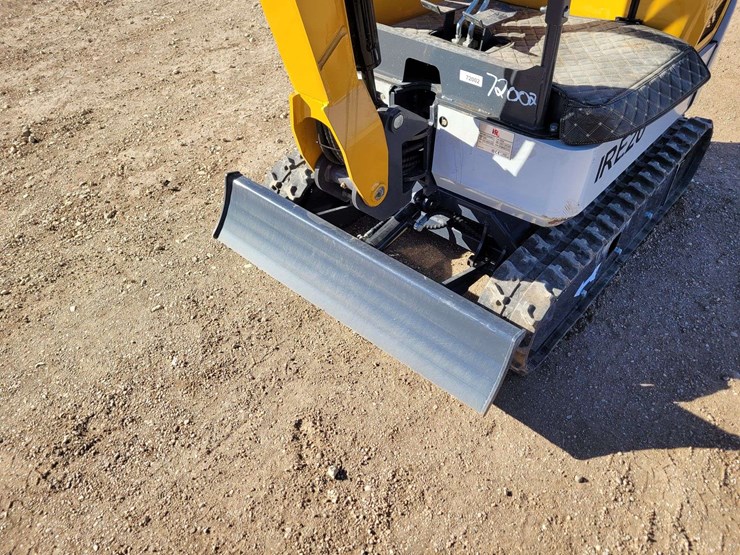 2024-ire20-mini-excavator-image-2