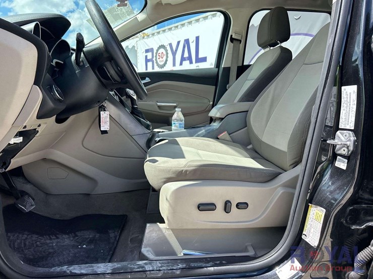 2014-ford-escape-image-10