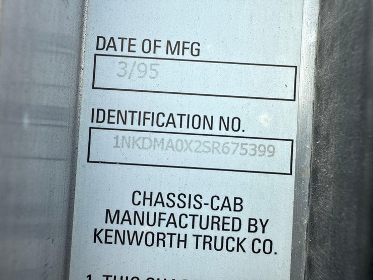 1995-kenworth-t800-image-28