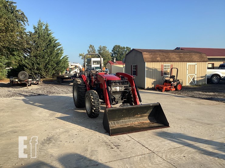 2023-case-ih-farmall-70a-image-9