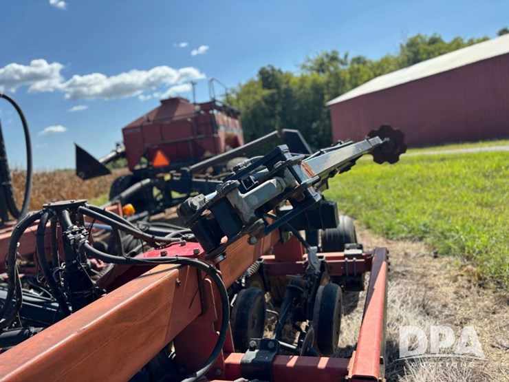 case-ih-2400-image-57