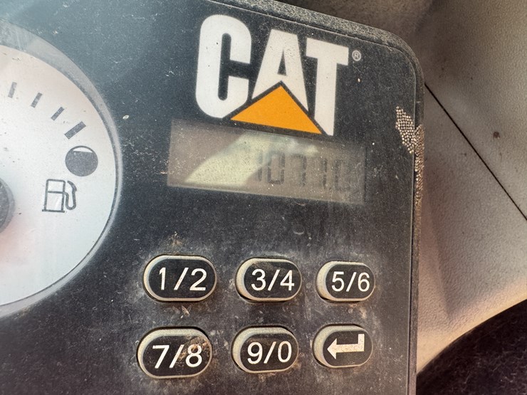 caterpillar-279d-image-17