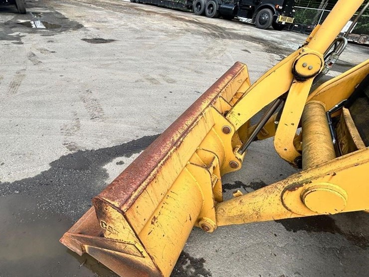2006-caterpillar-416d-image-23