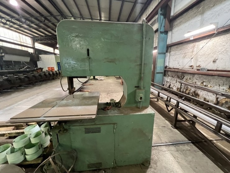 tannewitz-di-saw-vertical-band-saw-image-4