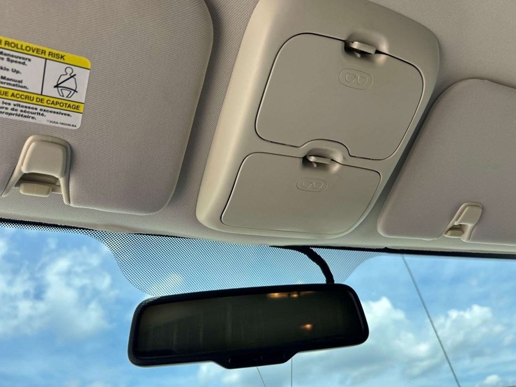2010-ford-escape-hybrid-image-19