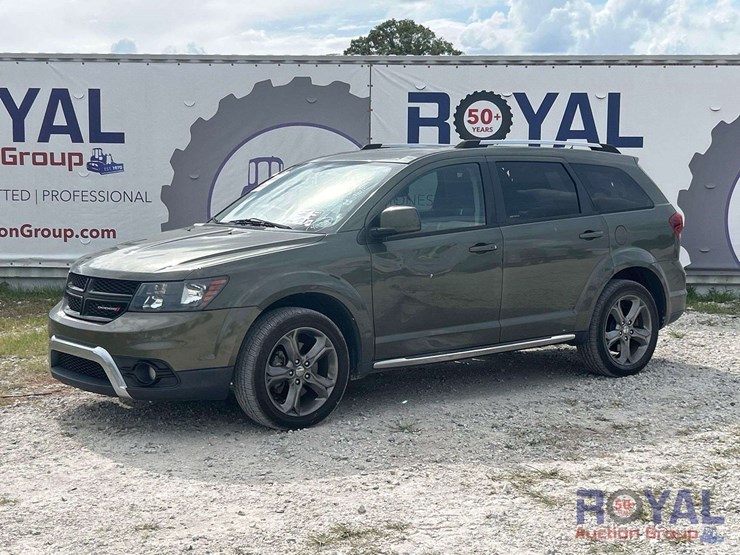 2017-dodge-journey-image-1