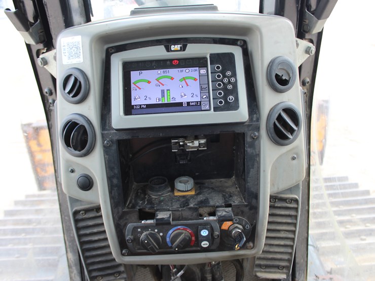 2020-caterpillar-d6n-lgp-image-20