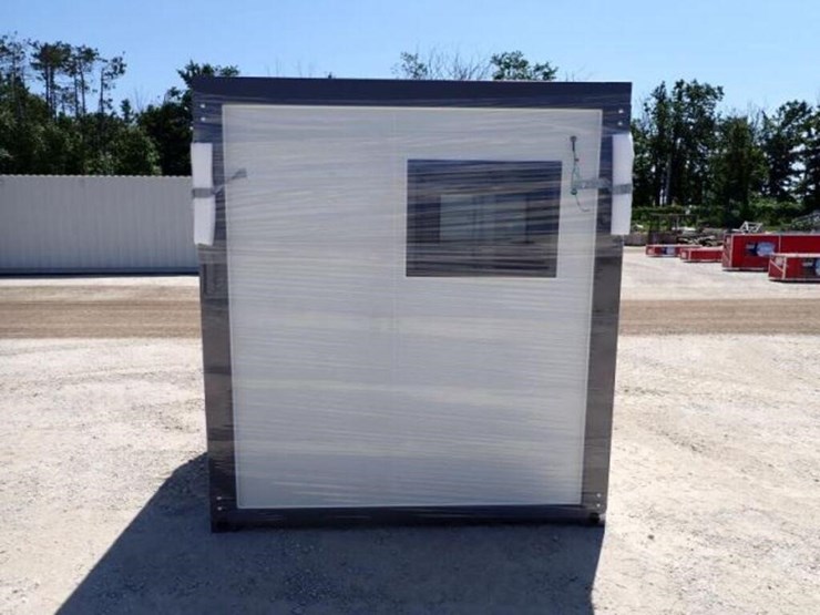 unused-bastone-portable-restroom-image-6