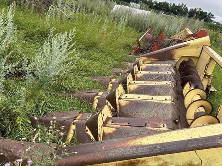 new-holland-30-image-2