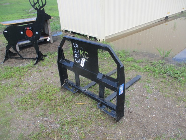 #5223-•-kc-48"-skidsteer-forks-image-2