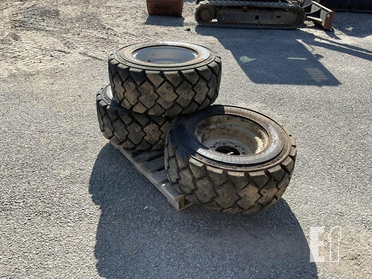 (3)-skid-steer-12x16.5-wheels-&-tires-image-2