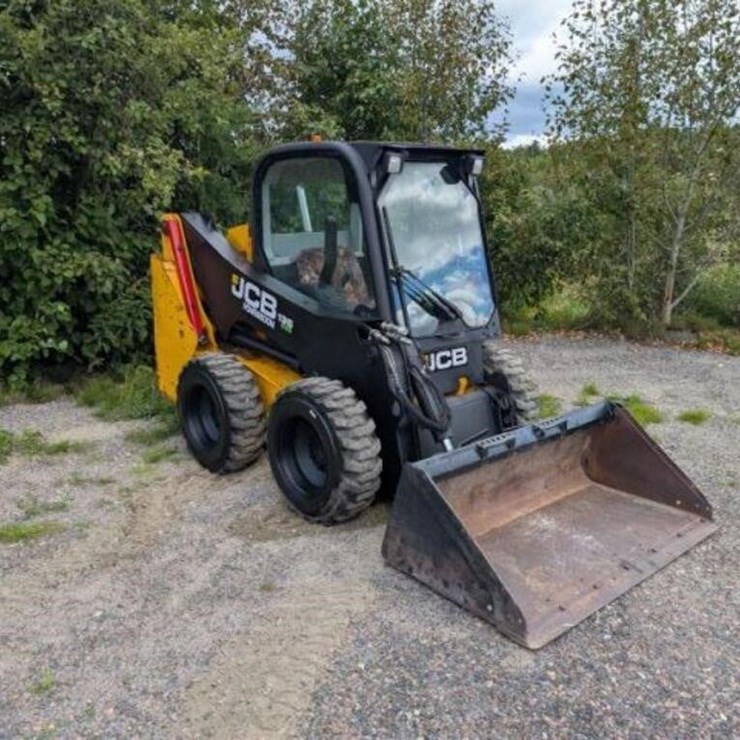 2012 JCB 135
