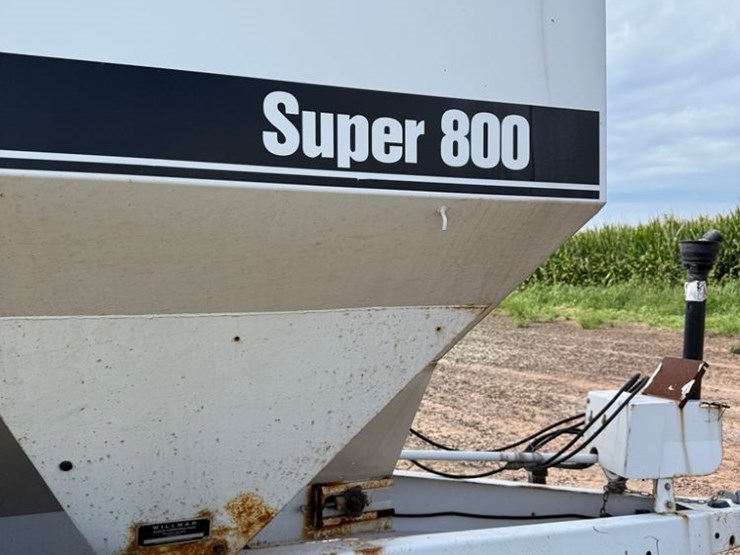 willmar-super-800-image-4
