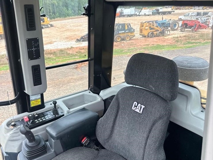 2019-caterpillar-973k-image-35