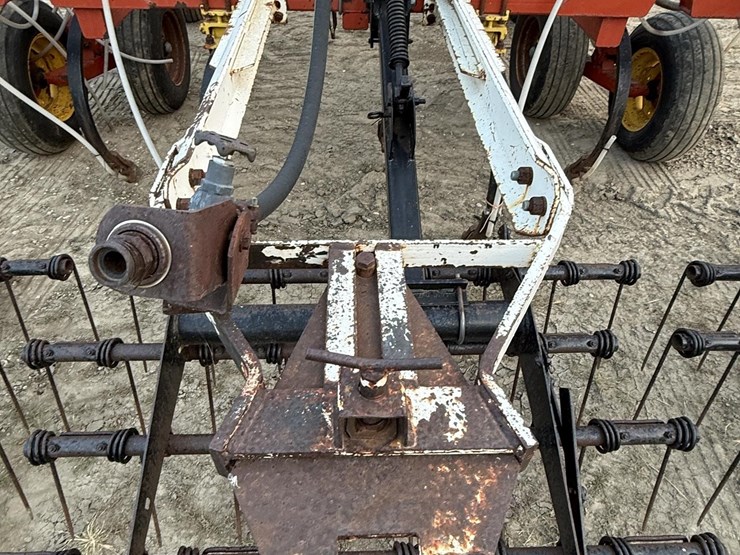 2007-bourgault-9200-image-20