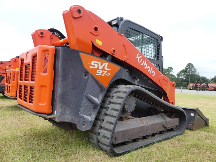 2021-kubota-svl97-2-image-3